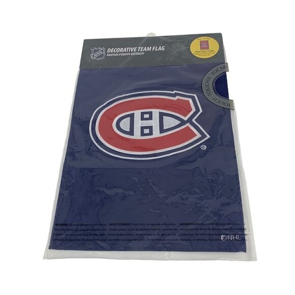 Montreal Canadiens Decorative Team Flag - Picture 1 of 12